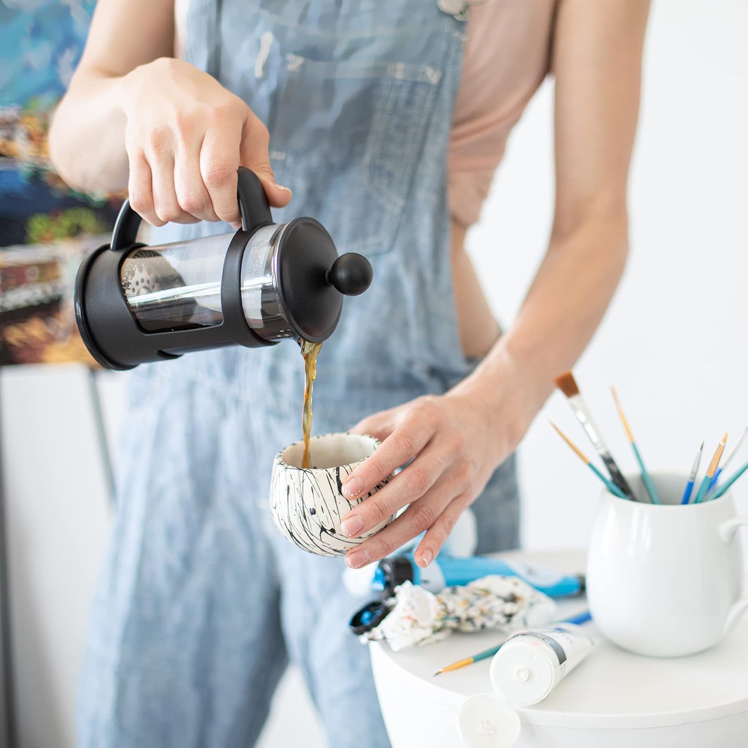 "OVENTE 12oz French Press Coffee Maker, Borosilicate Glass, Stainless Steel Filter, BPA-Free, Black" - Image 4